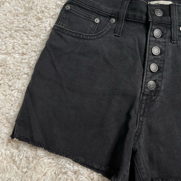 Madewell High Rise Black Denim Shorts Size 26 - Picture 5 of 12
